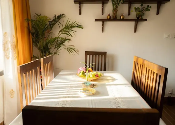 Boudha Terrace Retreat With Valley Views Apartment *