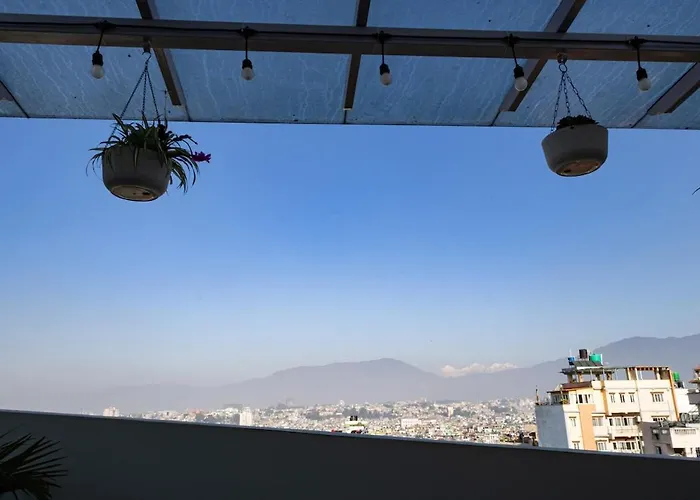 Boudha Terrace Retreat With Valley Views *