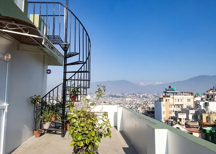 Boudha Terrace Retreat With Valley Views Apartment *